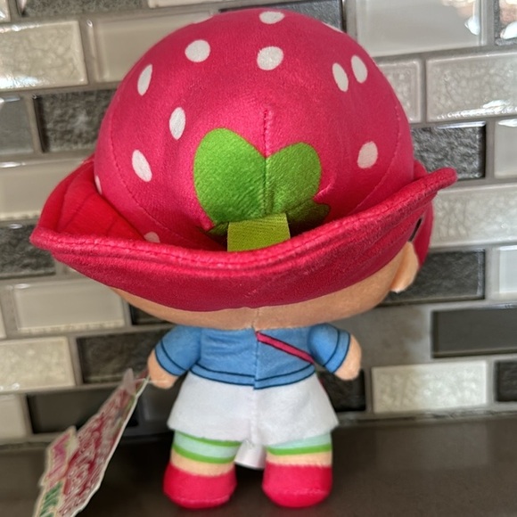 Strawberry Shortcake: Berry In The Big City Plush / Limited Edition Kawaii / NEW - Picture 11 of 16